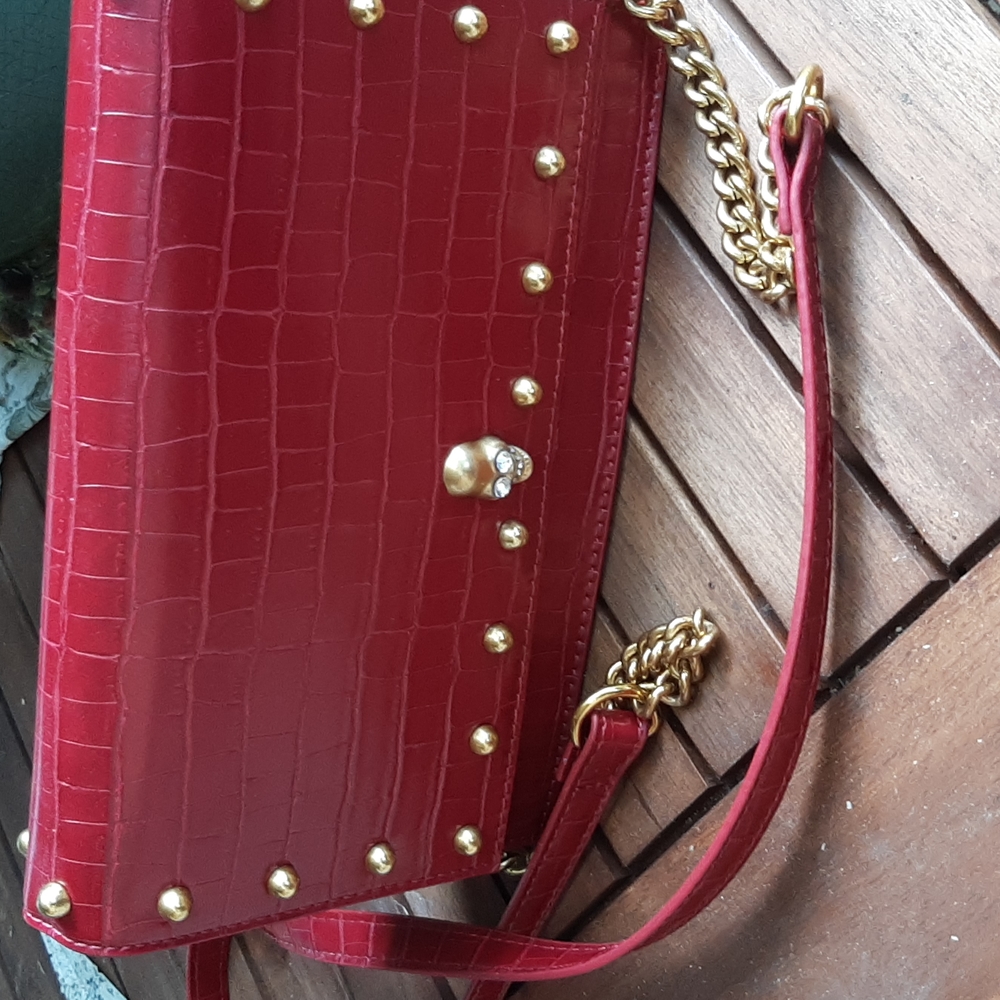 Like Dreams Faux Croc Crossbody